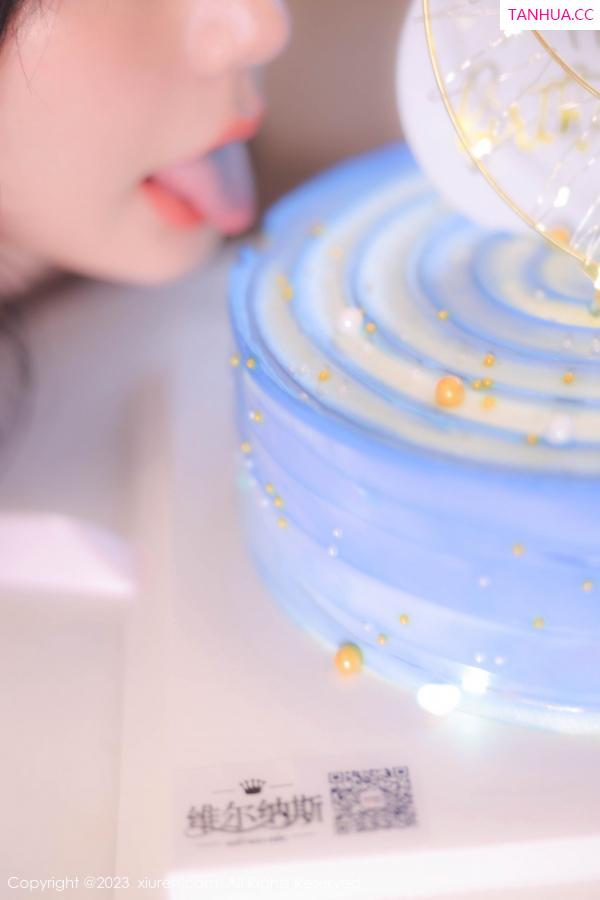   [XiuRen]高清写真图 2023.09.06 No.7348 幼幼 生日美腿第46张图片